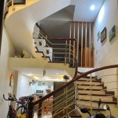 Cần bán gấp căn nhà 5 tầng trong ngõ Phạm Ngọc Thạch, Quận Đống Đa, Tp. Hà Nội